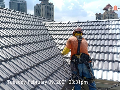 Roof and Gutter Repair, Roof Gutter Repair, Guttering Specialists, Roof Gutter Installation, Roof Gutter Maintenance, Roof Gutter Replacement, Roof Gutter Kuala Lumpur, Malaysia