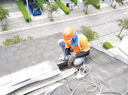 Roof and Gutter Repair, Roof Gutter Repair, Guttering Specialists, Roof Gutter Installation, Roof Gutter Maintenance, Roof Gutter Replacement, Roof Gutter Kuala Lumpur, Malaysia